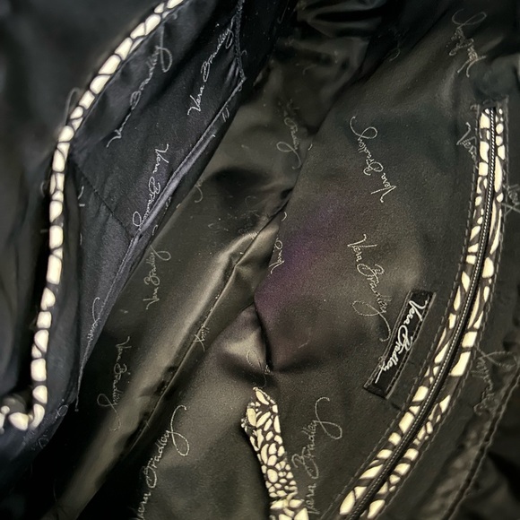 Elegant Black Quilted Tote Bag - Picture 5 of 5